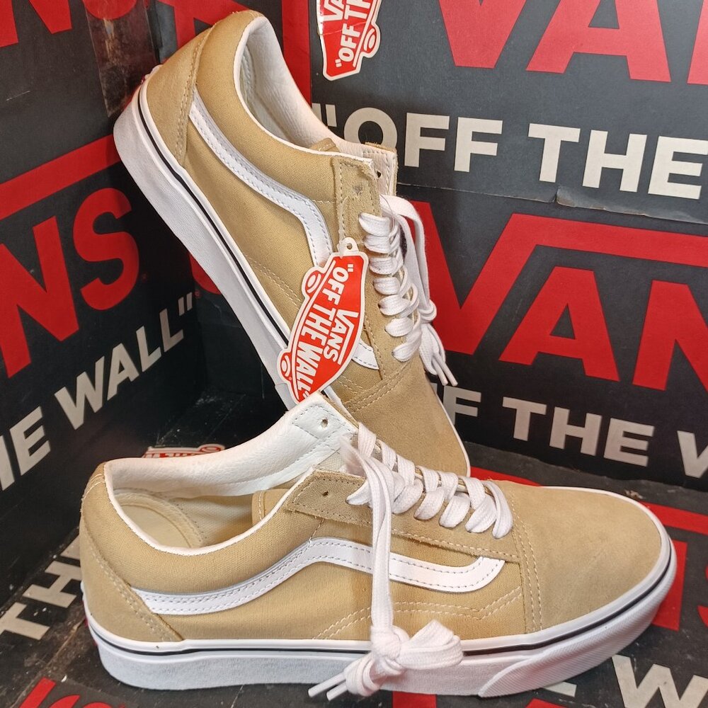 Vans Men's 8/Women's 9.5  Old Skool Taos Taupe VN0A3WKTYUU